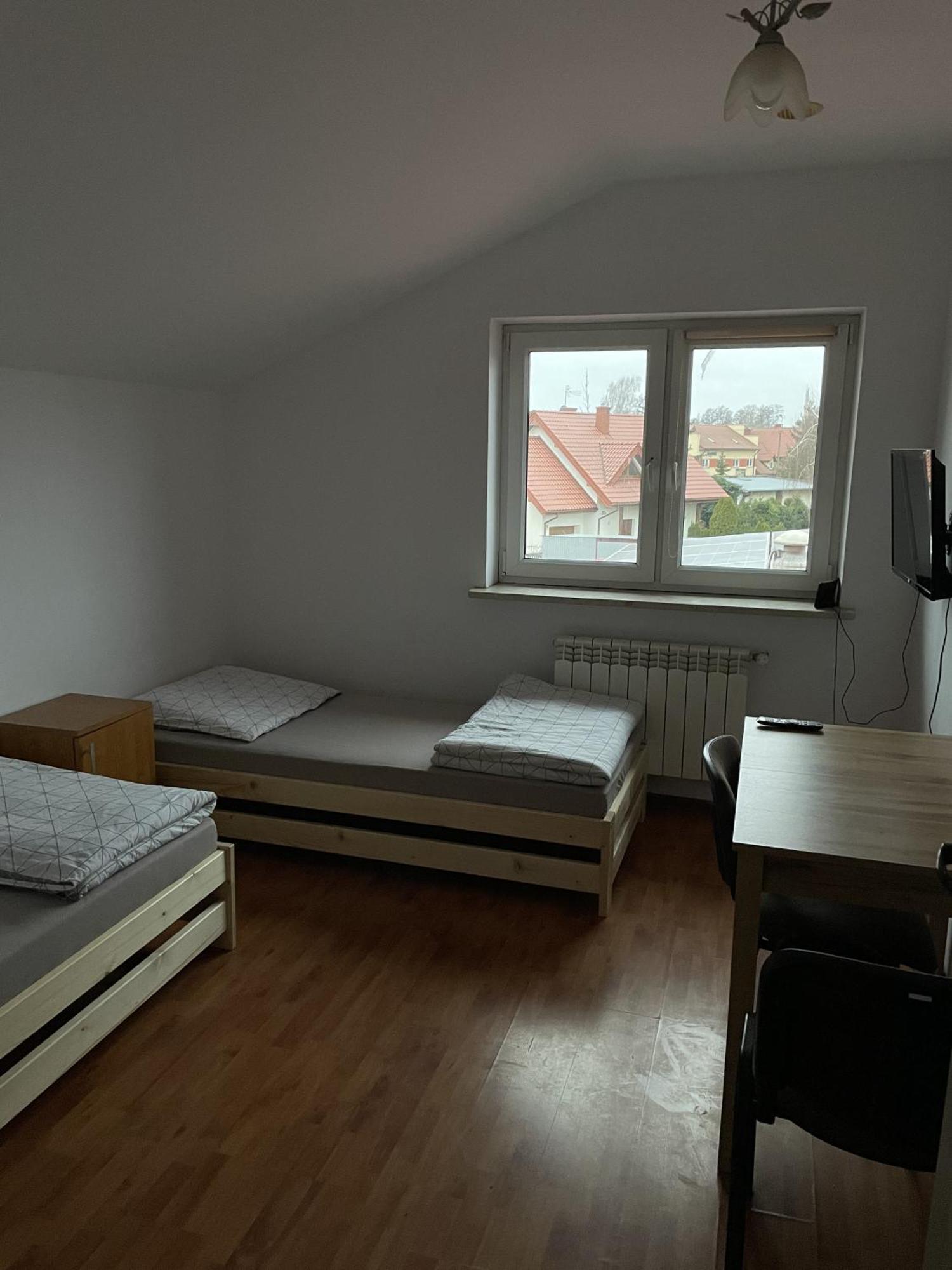 Noclegi Pracownicze Lazur Ciechanów Buitenkant foto