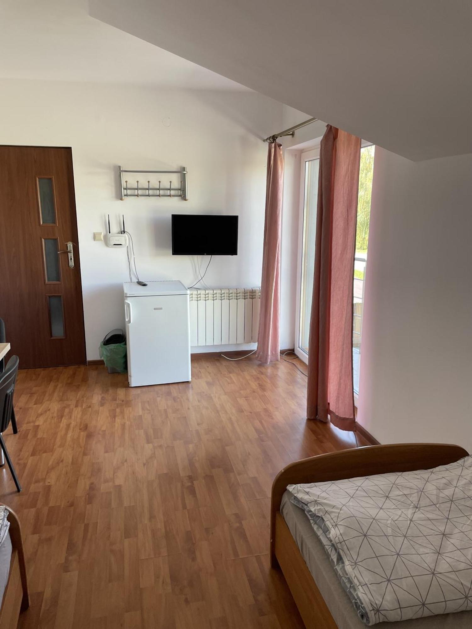 Noclegi Pracownicze Lazur Ciechanów Buitenkant foto